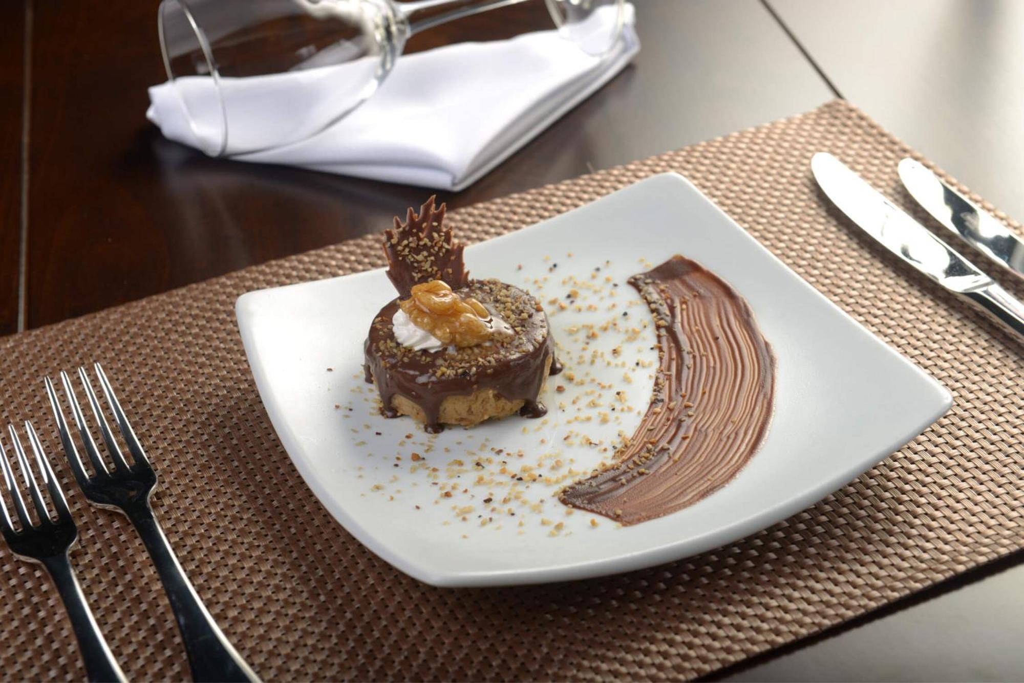 Deville Prime Campo Grande Campo Grande  Exterior foto A chocolate dessert